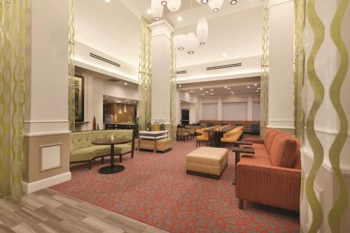 Hilton Garden Inn Akron-Canton Airport - image 11