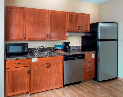 Homewood Suites By Hilton Akron/Fairlawn