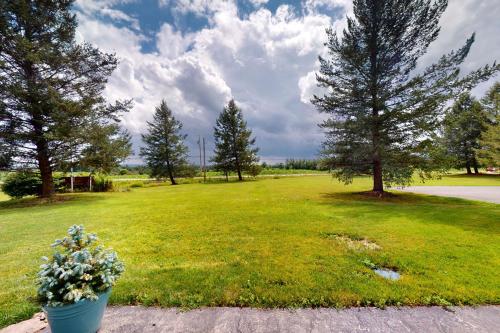 Italy Hill Estate in Pulteney