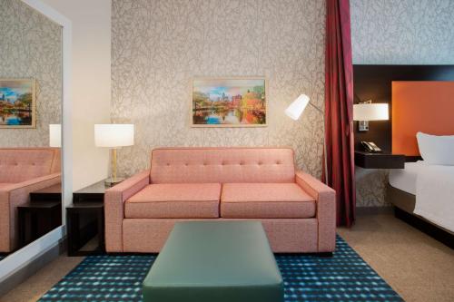 Home2 Suites Charlotte I-77 South - image 7