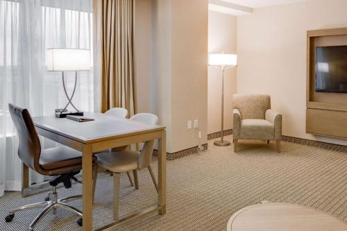 Embassy Suites Columbus - Dublin - image 11