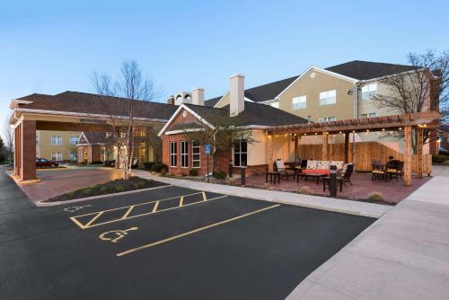 Homewood Suites by Hilton Columbus-Hilliard in Hilliard, USA