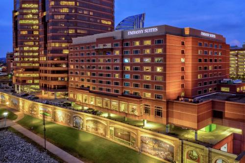 Embassy Suites Cincinnati - RiverCenter - image 8