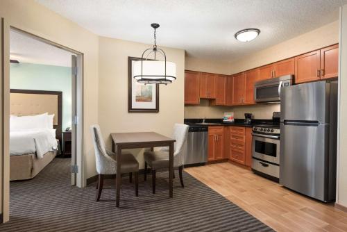 Homewood Suites by Hilton Columbus-Hilliard