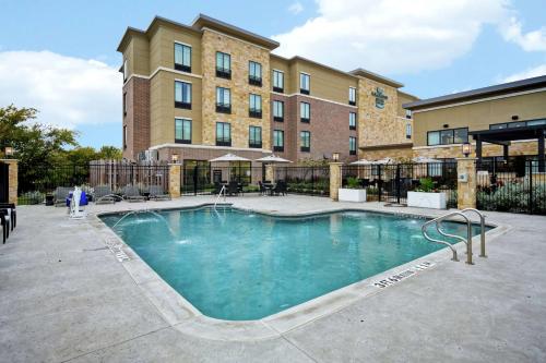 Homewood Suites by Hilton Dallas Arlington South