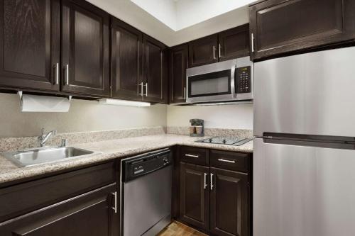 Homewood Suites Dallas-Addison - image 14