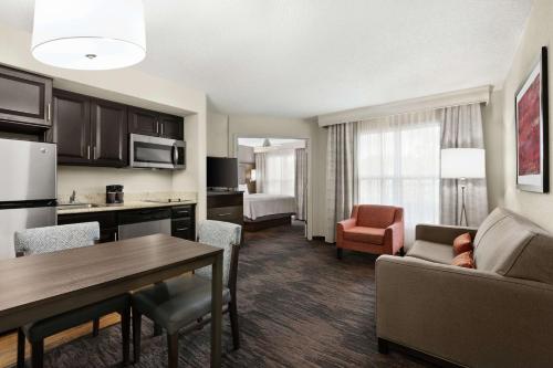 Homewood Suites Dallas-Addison