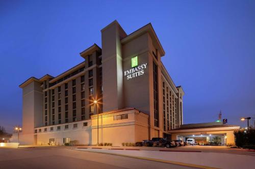 Embassy Suites By Hilton Hotel Dallas - Park Central Area