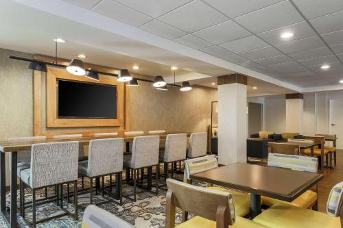 Hampton Inn & Suites Denver Tech Center