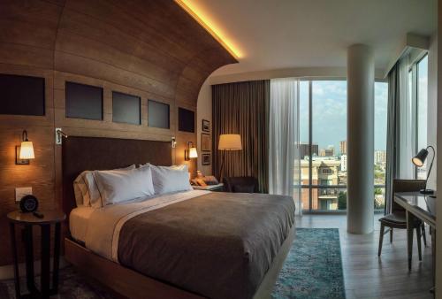 King Room image 2