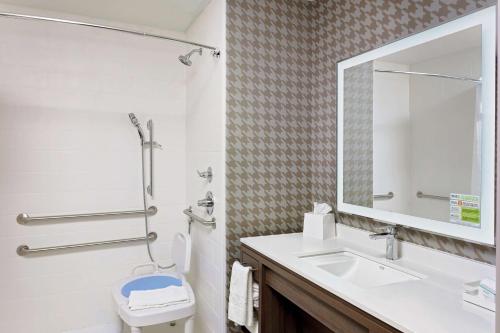 Home2 Suites by Hilton Rosenberg/Sugar Land Area, TX