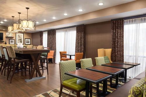 Hampton Inn Wichita-East