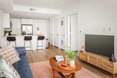 Mint House Phoenix - Midtown