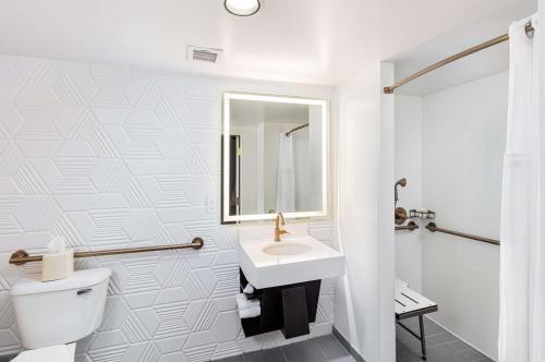 Hilton Garden Inn Los Angeles / Hollywood, Los Angeles (photo 11)