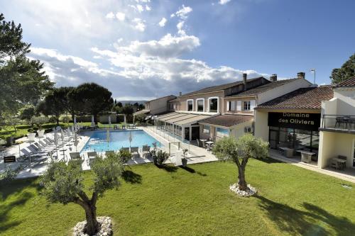 A szálláshely kívülről, Le Domaine des Oliviers in Pierrelatte