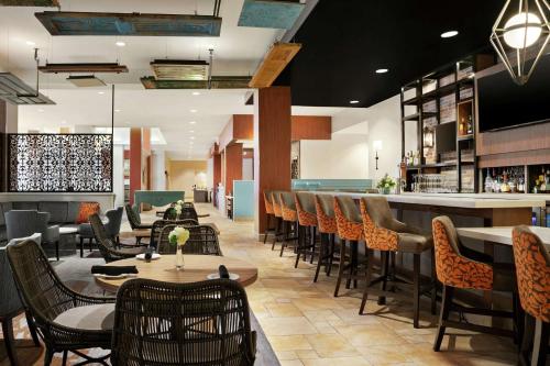 Hilton Garden Inn New Orleans Convention Center - image 11