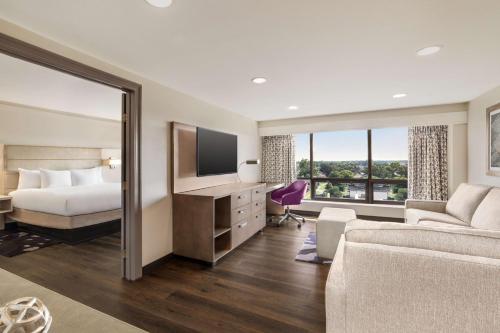 DoubleTree by Hilton New Orleans Airport - image 12