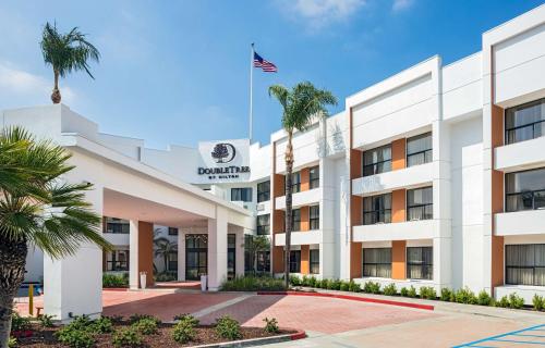 Doubletree By Hilton Pomona - Hotel