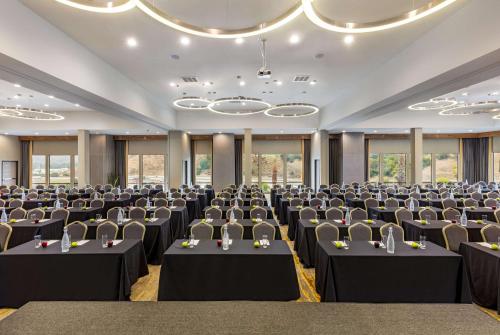 Doubletree By Hilton Pomona - image 13