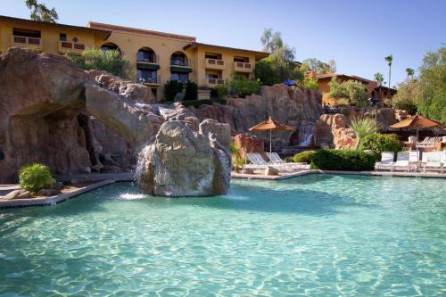 Hilton Tapatio Cliffs Resort