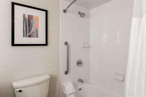 Hilton Garden Inn Reno - image 11