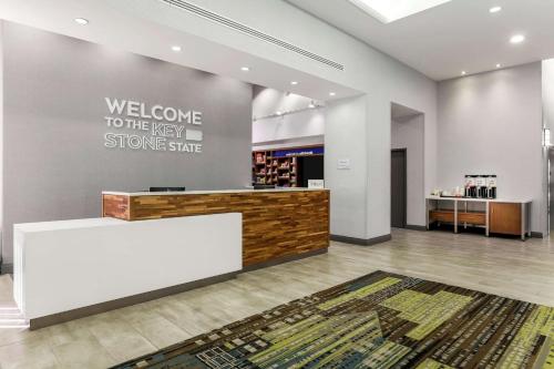 Hampton Inn & Suites Pittsburgh Downtown in Pittsburgh, USA