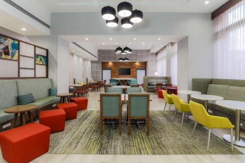 Hampton Inn & Suites Pittsburgh Downtown in Pittsburgh, USA