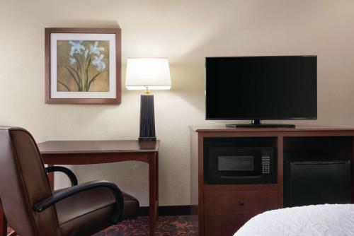 Hampton Inn Chicago-Tinley Park - image 13
