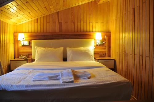 1 double bed