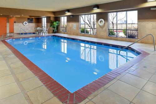 Hampton Inn & Suites - Coors Road, Albuquerque (foto 10)