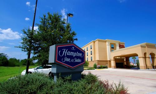 Hampton Inn & Suites Tomball