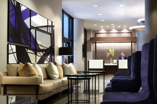 DoubleTree by Hilton Hotel Dallas Campbell Centre - image 12