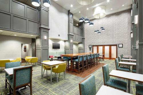 Hampton Inn & Suites Texarkana - image 12