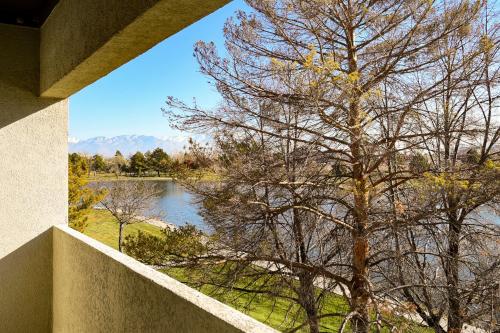 DoubleTree by Hilton Hotel Salt Lake City Airport - image 8