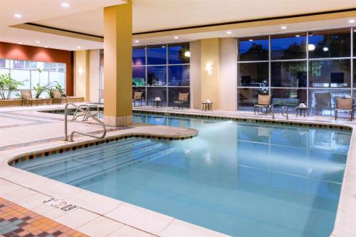 Embassy Suites by Hilton Albuquerque, Albuquerque (foto 7)