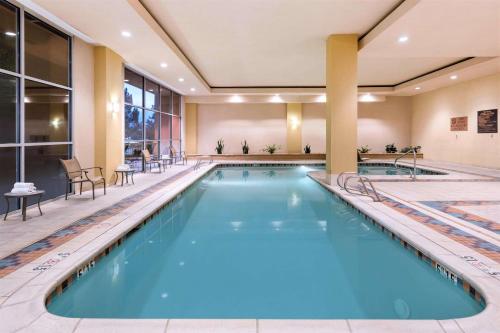 Utsikt, Embassy Suites by Hilton Albuquerque in Albuquerque sentrum