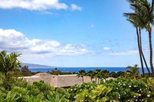 KBM Resorts Grand Champions GCH 42 NEW Remodeled 2 Bedrooms Villa in Heart of Wailea Includes Rental Car