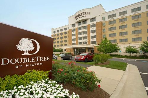 DoubleTree by Hilton Dulles Airport-Sterling