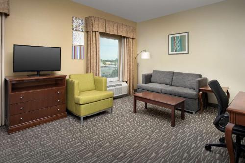 Hampton Inn & Suites Lakeland-South Polk Parkway