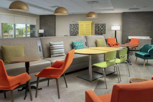 Home2 Suites By Hilton Phoenix Airport South