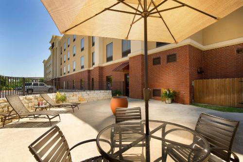 Hampton Inn and Suites San Antonio Airport