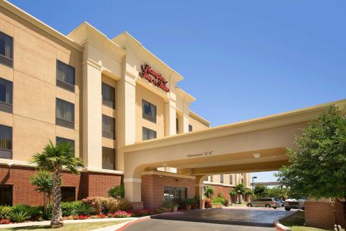 Hampton Inn and Suites San Antonio Airport