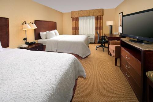 Hampton Inn and Suites San Antonio Airport