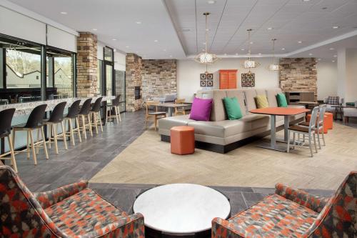 Home2 Suites By Hilton Asheville Biltmore Village in Asheville, USA