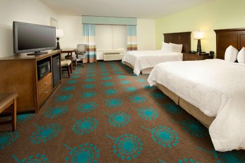 Hampton Inn Uvalde - image 12