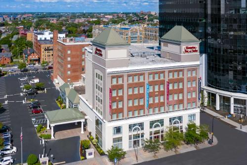 Hampton Inn & Suites Buffalo/Downtown