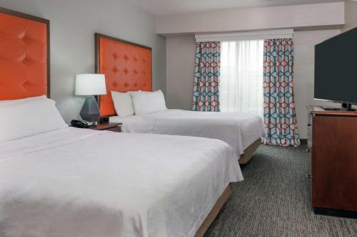 2 bedrooms, 4 beds