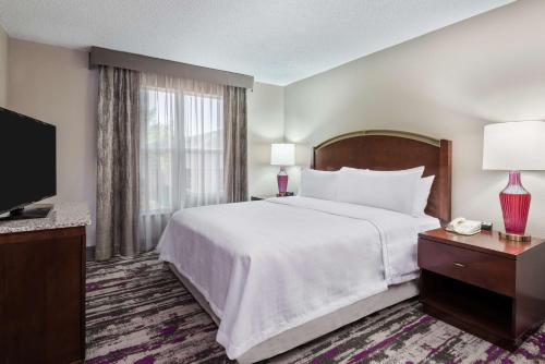 Homewood Suites By Hilton Orlando-Ucf Area