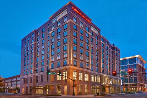 Hampton Inn & Suites Nashville Downtown Capitol View, Tn