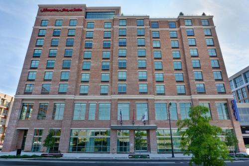 Hampton Inn & Suites Nashville Downtown Capitol View, Tn in Nashville, USA